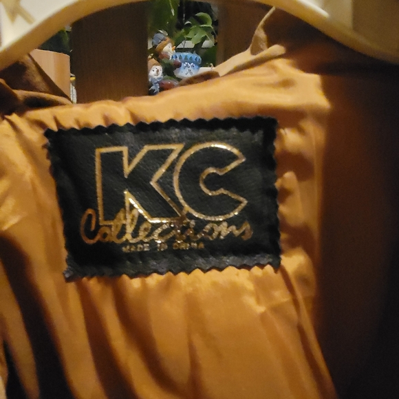 Big Kids Size 6, Tan Fringe Jacket, Tags Attached! - Picture 3 of 16
